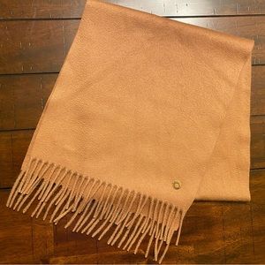 Loro Piana Cashmere scarf.